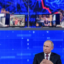 Путиндин түз эфирине карата жарандардан 1 млн 200 миң суроо түштү