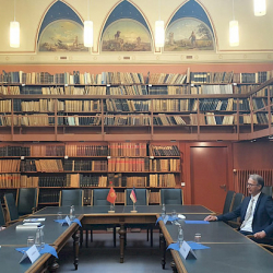 Элчи Абдылдаев Германиялык Жерди изилдөө борборуна барды