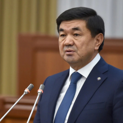 Экс-премьер-министр Мухаммедкалый Абылгазиев все еще в 