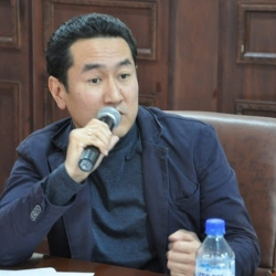 Азамат Темиркулов: «Тажикстан азыр оор экономикалык абалдын алдында турат»