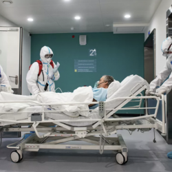 Орусияда коронавируска чалдыккандар бир айда эки эсе көбөйдү