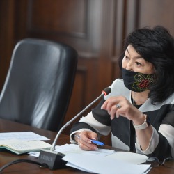 Ишти билбеген Жылдыз Бакашова иритип бүткөнү калдыбы?