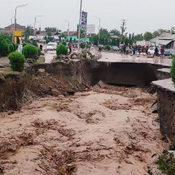 Тажикстандын түндүгүндөгү сел 12 адамдын өмүрүн алды