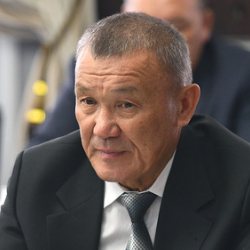 Бакирдин Субанбеков: «Менчик автомектептердин лицензияларын текшерүү керек»