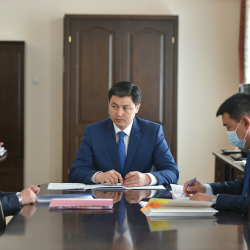 Өкмөт жыл аягында пенсияны жогорулатат