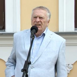 Ассоль Молдокматова ответила Жириновскому, напомнив ему про кыргызстанку, которую ударили бутылкой