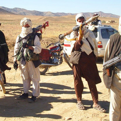 Афганистандагы миңдеген согушкер Кыргызстанды көздөй келери айтылды