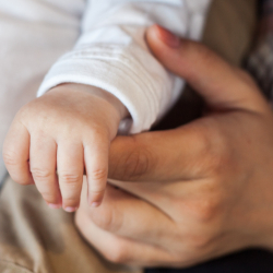 В Алматы дети продолжают умирать от коронавируса