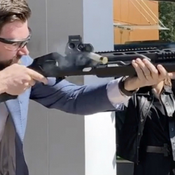 ФОТО - «Умное ружье» для смартфона.  Концерн «Калашников» продемонстрировал новое оружие