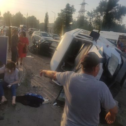 ВИДЕО - Восемь человек пострадали в ДТП в селе Лебединовка