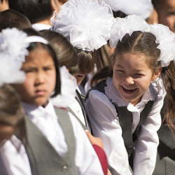 В Кыргызстане начало учебного года перенесено на 15 сентября на постоянной основе