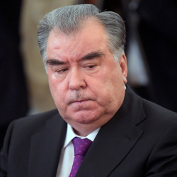 Эмомали Рахмон: 