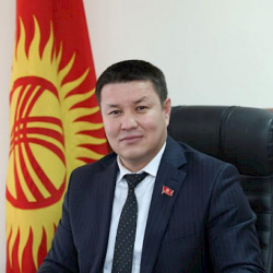 Талант Мамытов кыргызстандыктарды Эгемендүүлүк күнү менен куттуктады