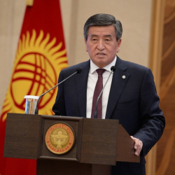 Кыргыз Республикасынын экс-президенти С.Ш. Жээнбеков кыргызстандыктарды куттуктады