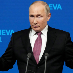 Кремл шайлоо алдында Интернетте “чектөөнү күчөттү”