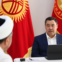 СҮРӨТ - Садыр Жапаров муфтий Замир каары Ракиевди кабыл алды