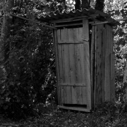 Трагедия в селе Кен- Сай. Двухлетняя девочка упала в выгребную яму и умерла