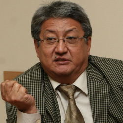 Алмазбек Акматалиев: Необходимо внести изменения в регламент ОДКБ