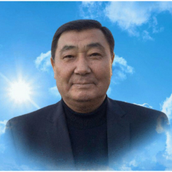 Азимбек Бекназаров: “Кумтөрдүн өзүбүзгө кайтарылышына, мурдагы бардык келишимдердин денонсация болгону жатканына Бабыкемдин кылган эмгеги ат көтөргүс”