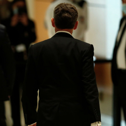 Шайлоодо ашыкча каражат короткон экс-президент 1 жылга камалды