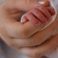 Кыргызстанку обвинили в убийстве новорожденного в Дубае