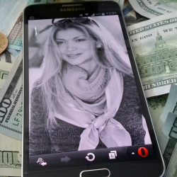 ЖМК: Гүлнара Каримовага пара берүүдө Жонсондун партиясынын демөөрчүсү консультант болгон