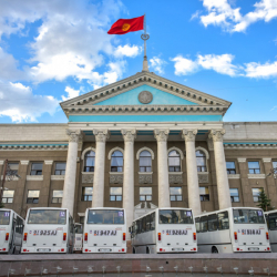 Жалпы 210 автобус болсо, Бишкекте 80-90 гана автобус жүрөт