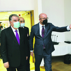 Рахмон стал ситуативным союзником Брюсселя и Парижа