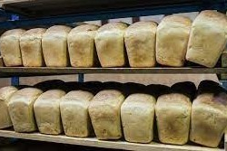 В Туркмении начали выдавать по буханке хлеба на члена семьи в день