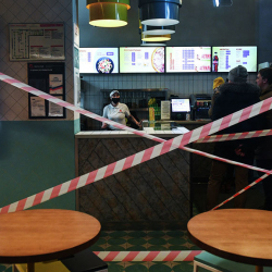 Массалык уулануудан улам «Империя пиццы» кафеси убактылуу жабылат