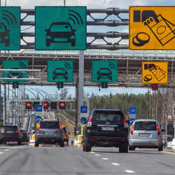 В Кыргызстане планируют сделать некоторые дороги платными