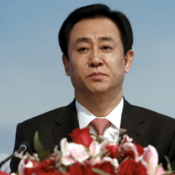 Власти Китая призвали миллиардера оплатить долги его проблемной компании