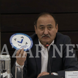 Алымкадыр Бейшеналиев фармацевтикалык компаниялар менен дарылардын баасын жөнгө салуу маселесин талкуулады