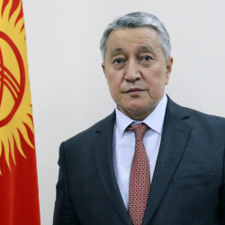 Министр Болот Купешов шек жаратканда