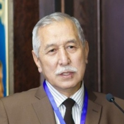 Орозбек Молдалиев: «Азыркы муфтий ханафий мазхабынын тартиби боюнча көптү билет, абдан билимдүү»