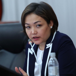 Сокеге күйүмчү болгон Аида Касымалиева аны менен ажыраштыбы?