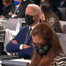 Эч ким көрбөгөндө «түк» этип алайын деген Байдендин видеосу