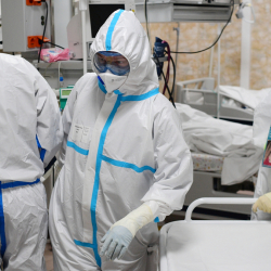 Орусияда коронавирустан каза тапкандардын саны рекорддук көрсөткүчкө жетти