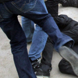 Бишкекте белгисиз адамдар журналистти сабап кеткен