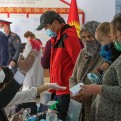 Орусиядагы элчилик шайлоого катышууну каалаган мекендештерге кайрылуу жасады