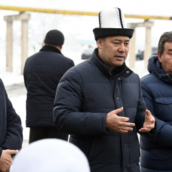 ВИДЕО- Президент поручил выдать красные книги жителям жилмассива, расположенного рядом с ТЭЦ-2