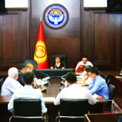 Коррупция менен күрөш: сөздөр эмес, реалдуу иш керек