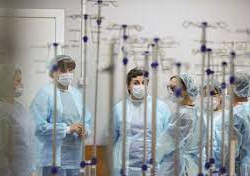 Ковид менен күрөшкөн медиктерге октябрь айы үчүн кенемте төлөндү. Суммасы