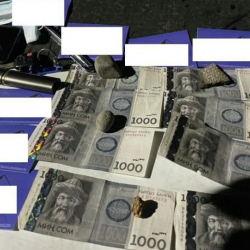 ВИДЕО - Талапкердин шайлоочуга акча тараткан тууганы кармалды