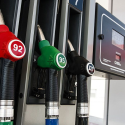 Нефтетрейдеры начнут корректировать цены на бензин Аи-92