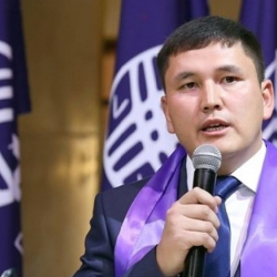 «Ордо» партиясынын лидери М.Мияровдун жубайы аны издөөнү токтотууну суранат