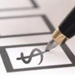 ФОТО - Кандидаты в депутаты обвиняют Жаныбека Абирова в подкупе и нарушениях