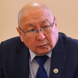 Эмилбек Каптагаев бийликке 