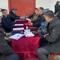 Баткен менен Согди облус башчылары жолугушуу өткөрүүдө