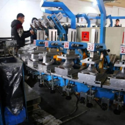 Өлкөдө бут кийим чыгарган ишкана ишке кирди